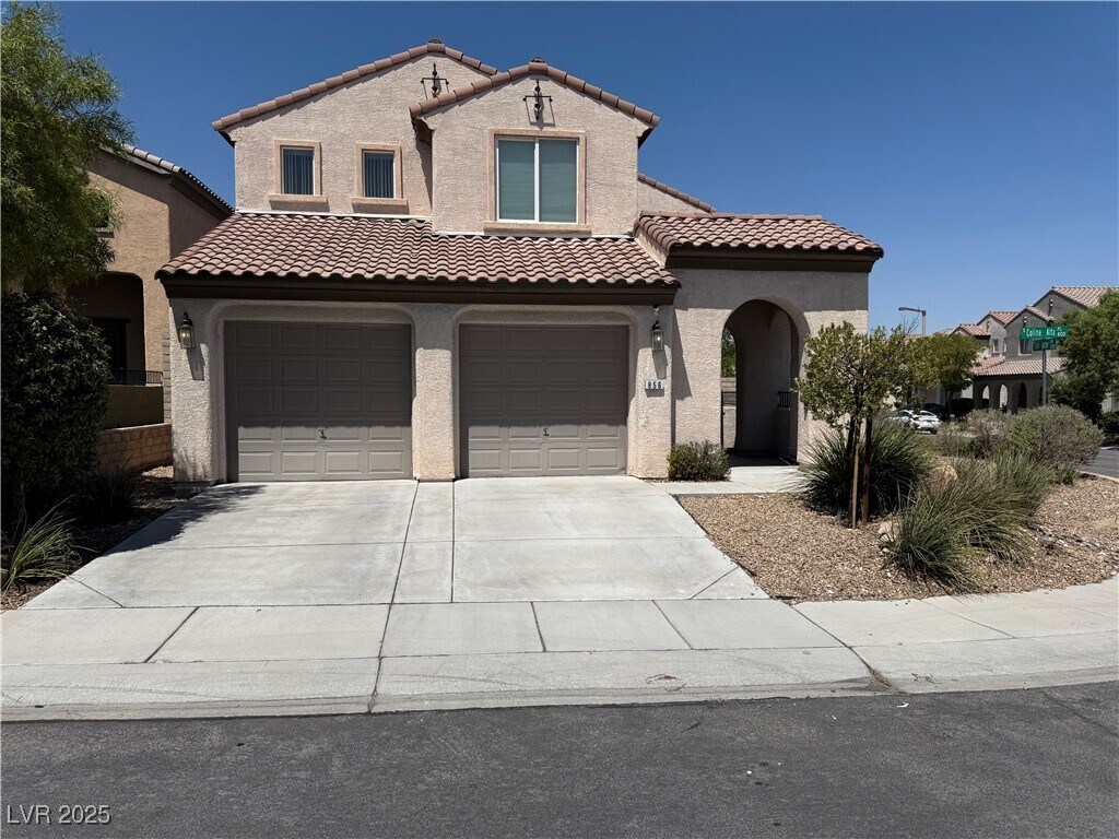 Primary Photo - 856 S Colina Alta Pl