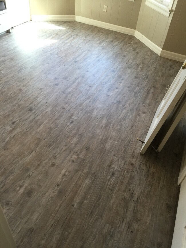 Foto del edificio - Open concept 2/1 close to TTU!