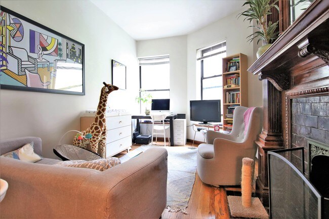 Foto del edificio - 316 W 102nd St