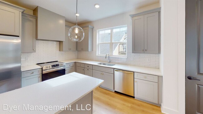 Building Photo - 4 br, 3 bath House - 602 South 11th Street #B