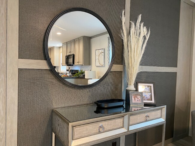 Foto del edificio - 1065 E Meadow Cir
