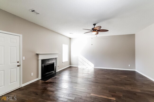 Building Photo - 3012 Gala Trail SW