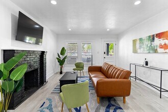 Building Photo - 316 E Amelia St