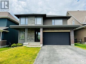 Building Photo - 126 Escarpment Cres