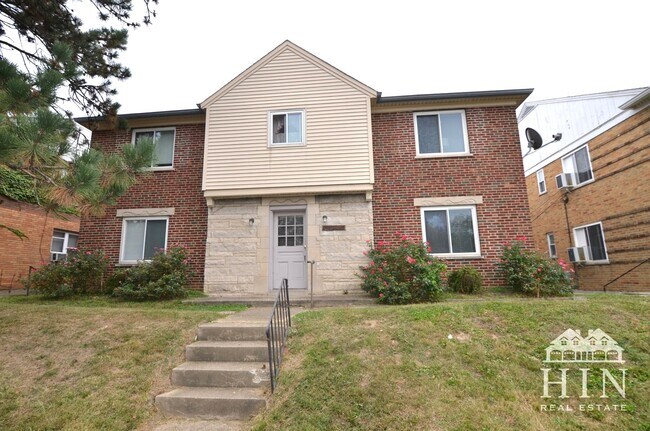 Building Photo - 7264 Reading Rd