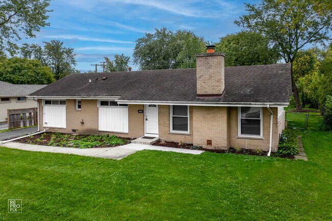 Foto del edificio - 325 Kingman Ln