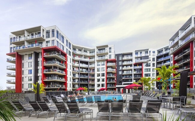 Building Photo - La Cité M