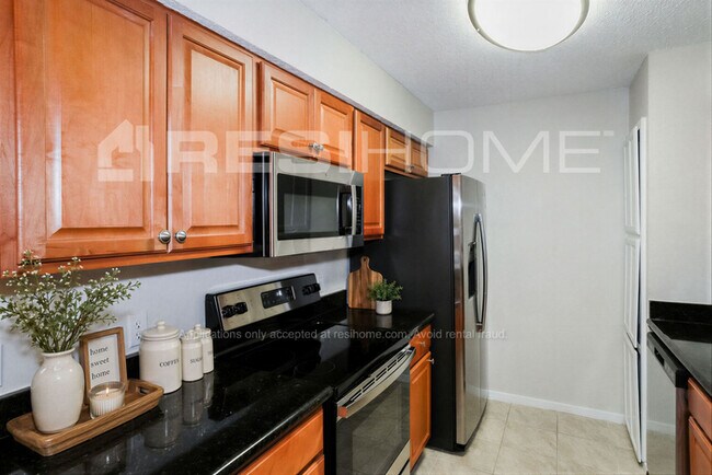 Foto del edificio - 6009 Marigold Dr