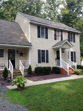 Building Photo - 1935 E Old Mountain Rd