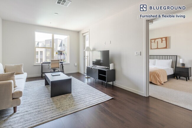 Foto del edificio - 650 E Capitol Ave