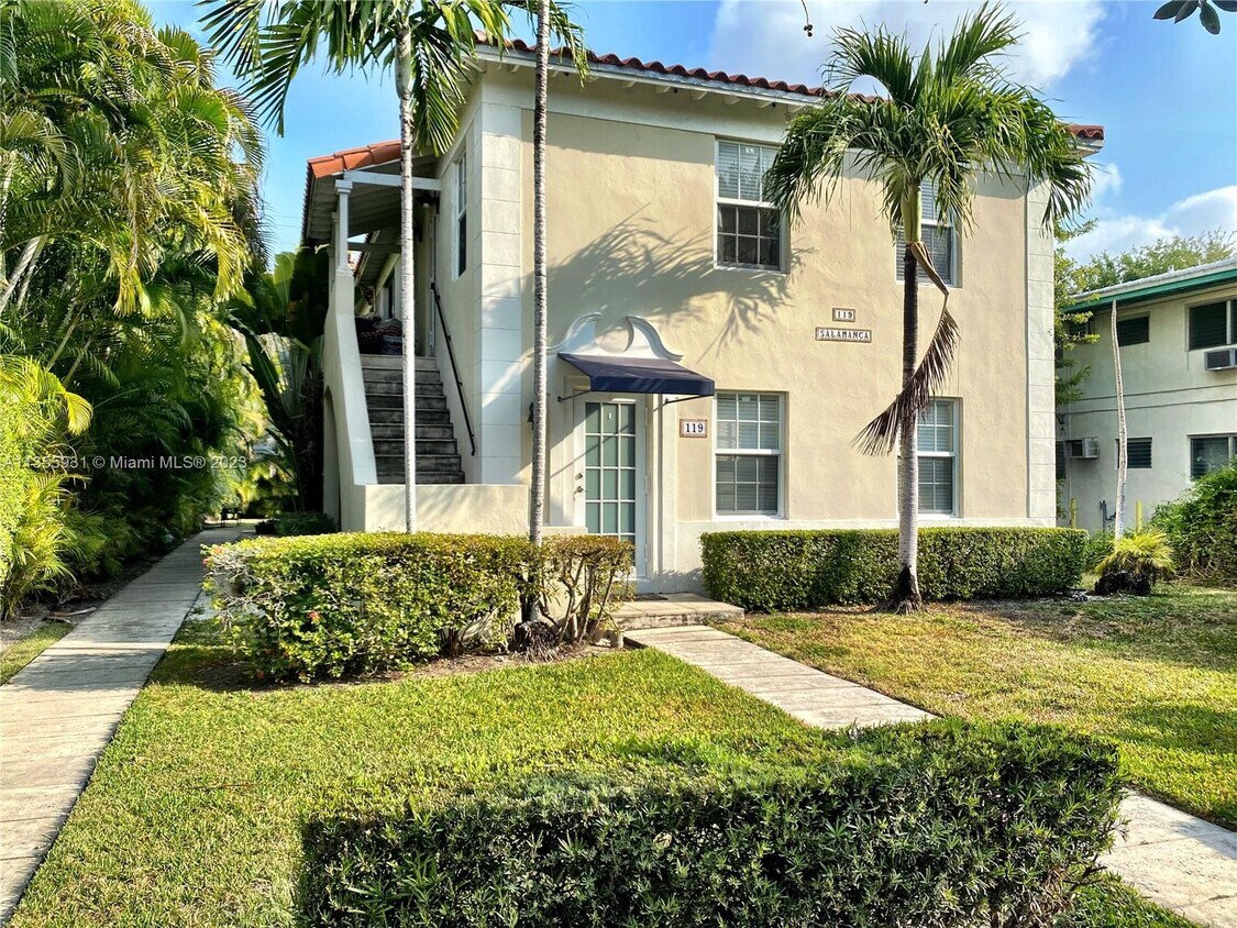 Foto principal - 119 Salamanca Ave