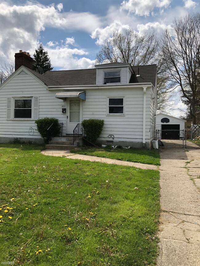 Building Photo - 3 br, 1 bath House - 1851 Kensington Drive