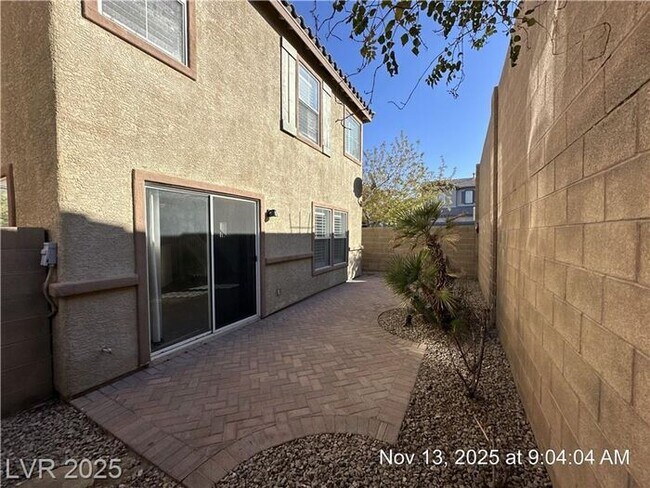 Building Photo - UPGRADED HENDERSON HOME IN GATED COMMUNITY!!