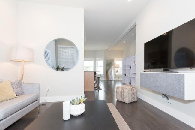 Building Photo - 1 bedroom in San Francisco CA 94114