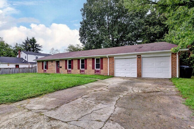 Building Photo - Spacious brick Rancher