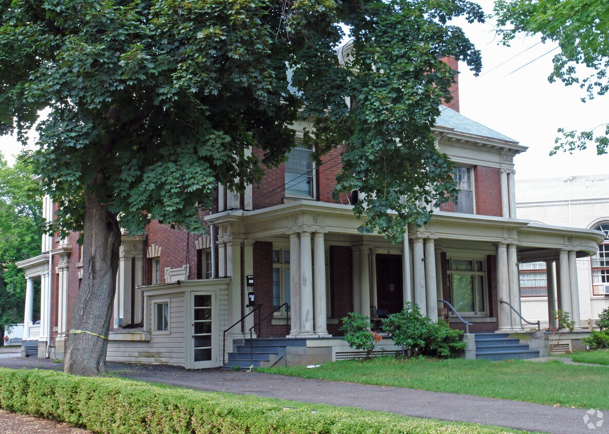 6 Riverside Dr, Binghamton, NY 13905 Apartments in Binghamton, NY