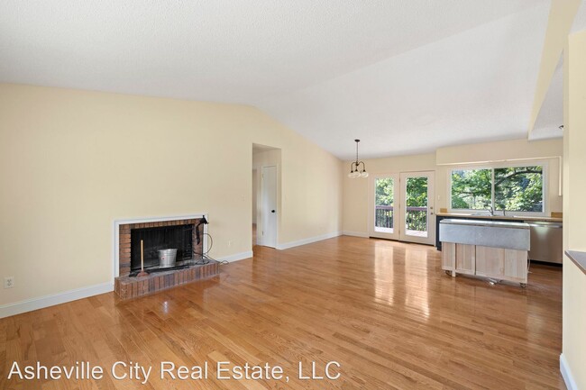 Building Photo - 5 br, 3 bath House - 91 Terrace Drive