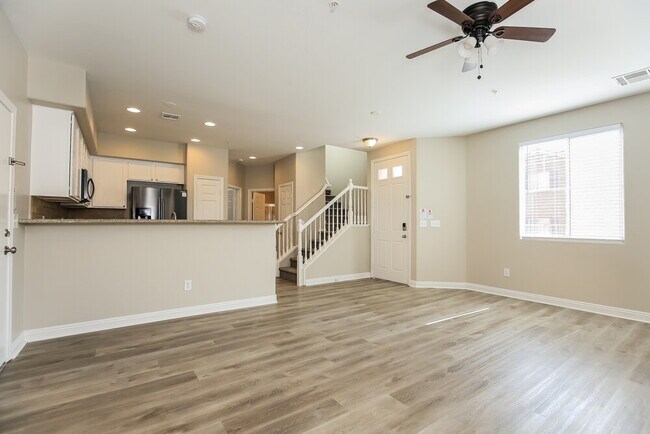 Building Photo - 10617 Bear Lodge Ct