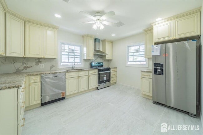 Building Photo - 54 Bergen St