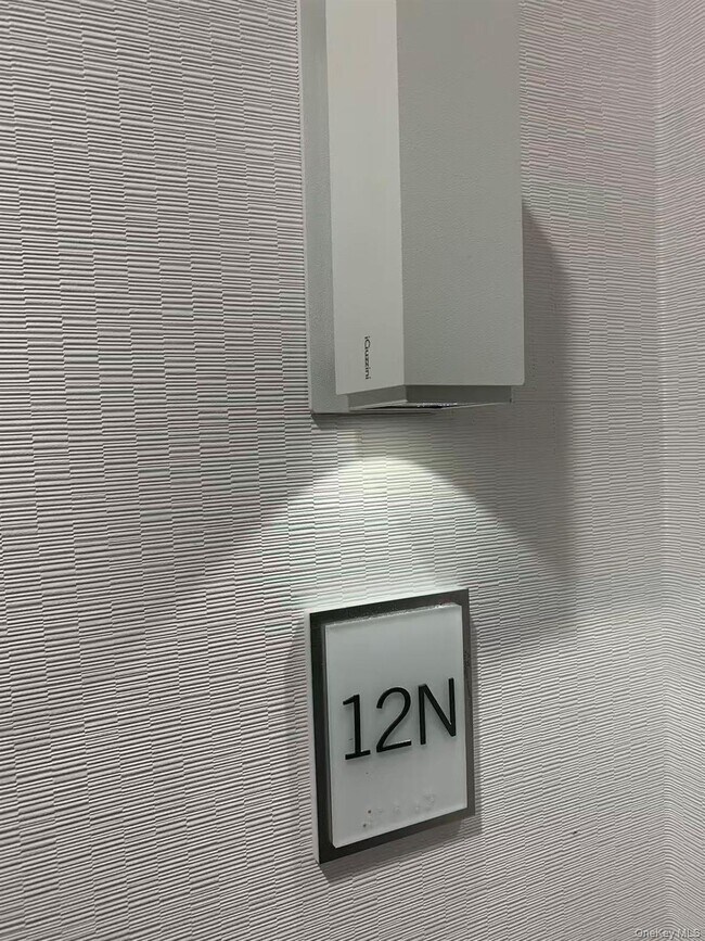 Foto del edificio - 131-03 40th Rd