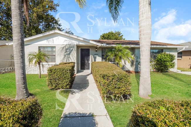 Building Photo - 8729 Sabal Way