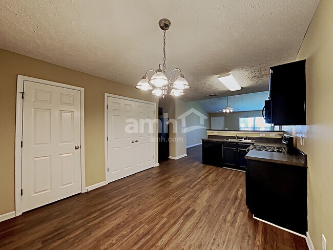 Building Photo - 1375 E Nir Shreibman