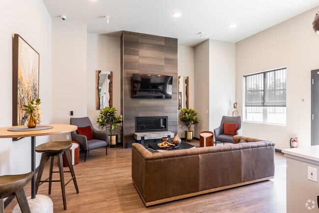 Clubhouse - Timberview Apartments