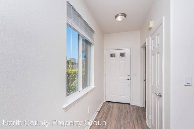 Building Photo - 13039 Evening Creek Dr S