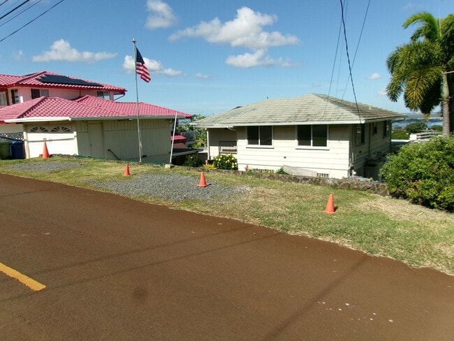 Halawa Drive - Halawa Drive Townhome