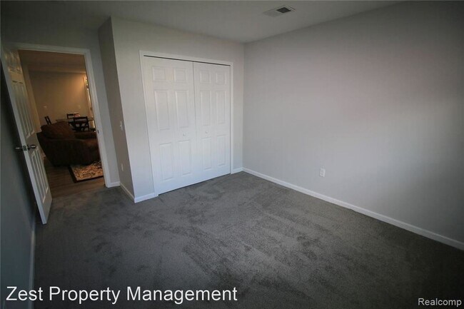 Foto del edificio - 2 br, 1 bath House - 7224 Jackson Ave