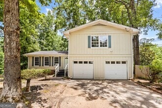 Building Photo - 1056 Mandalay Ct SW