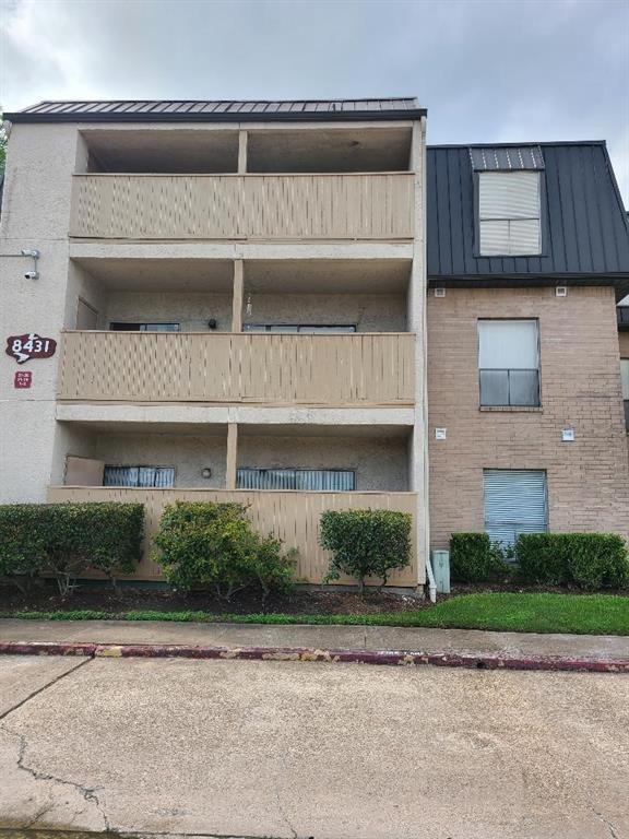 Foto del edificio - 8431 Hearth Dr