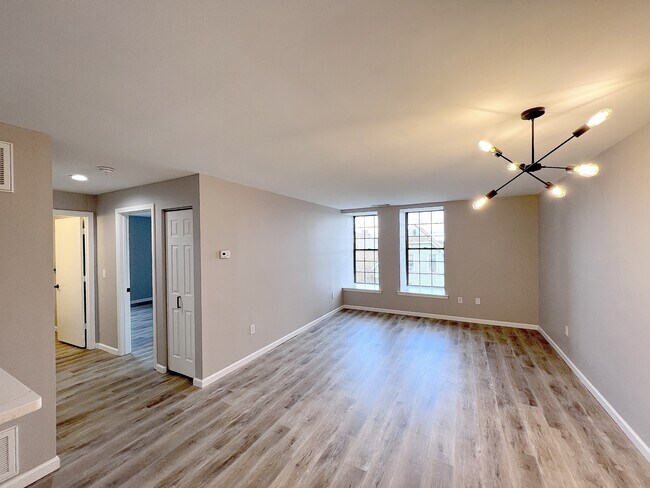 Building Photo - 15 Prospect St