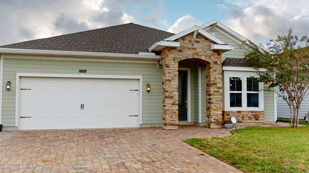 Foto principal - 2356 Reese Wy