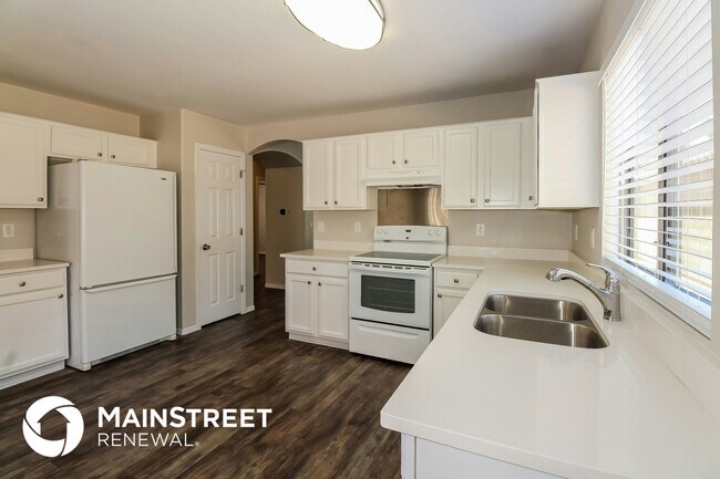 Foto del edificio - 6933 S Creek Run Ave