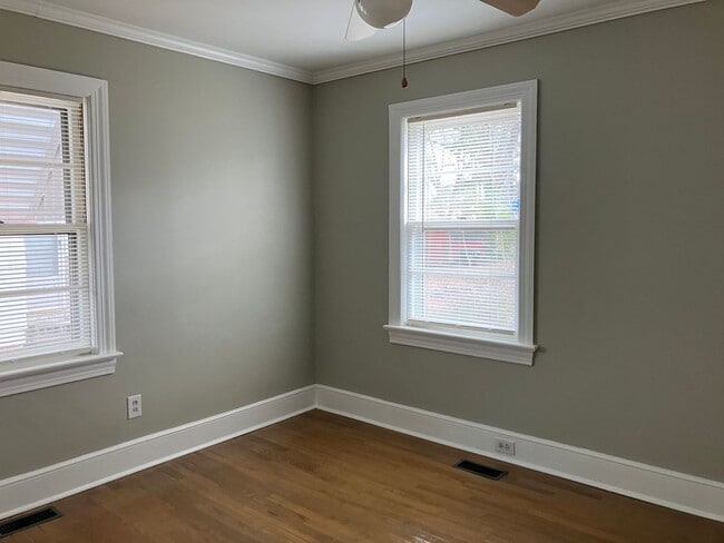 Foto del edificio - 2 Bedroom Brick House