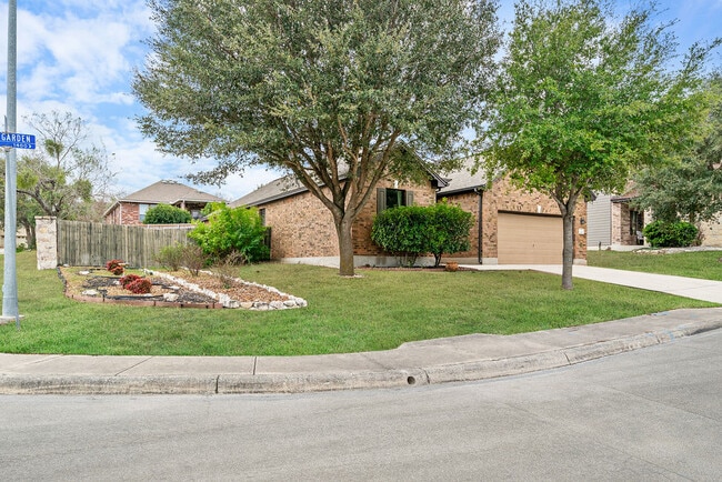 Foto del edificio - 1427 Sun Garden