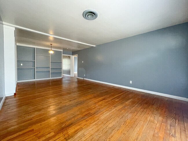 Foto del edificio - 3801 Parkwood St