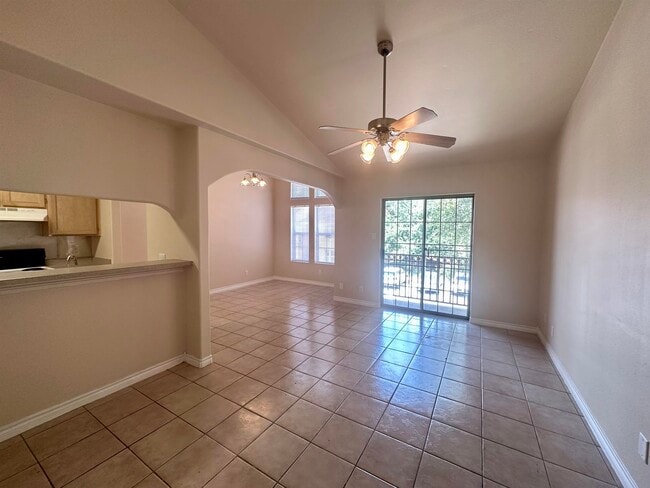 Foto del edificio - 9802 Cantera Ct