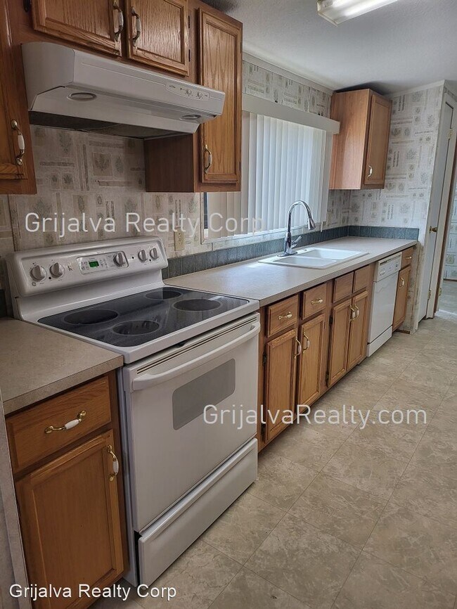 Building Photo - 3 br, 2 bath House - 4087 E Spring Water Dr