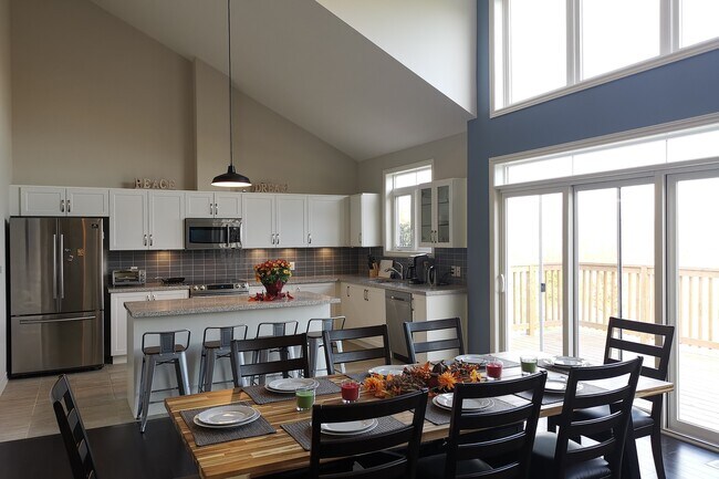 Building Photo - 4 Spooner Cres