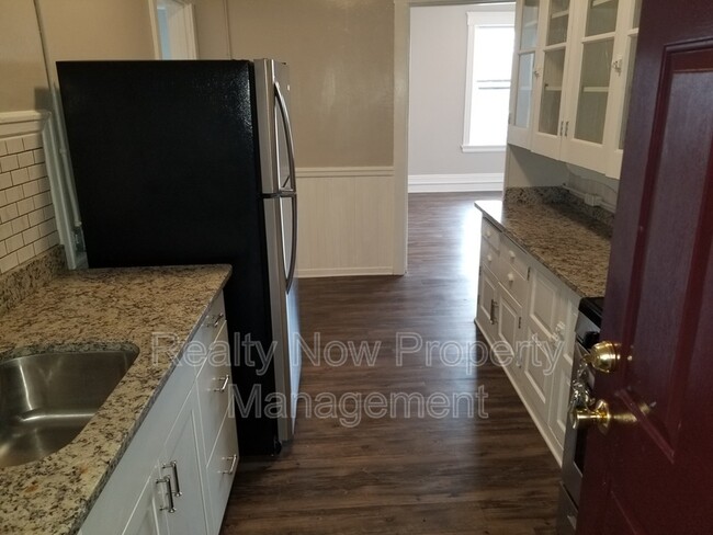 Foto del edificio - 4088 Erie St