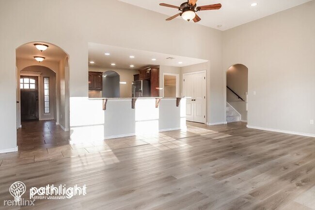 Building Photo - 4 br, 3 bath House - 14408 S Toledo Avenue...
