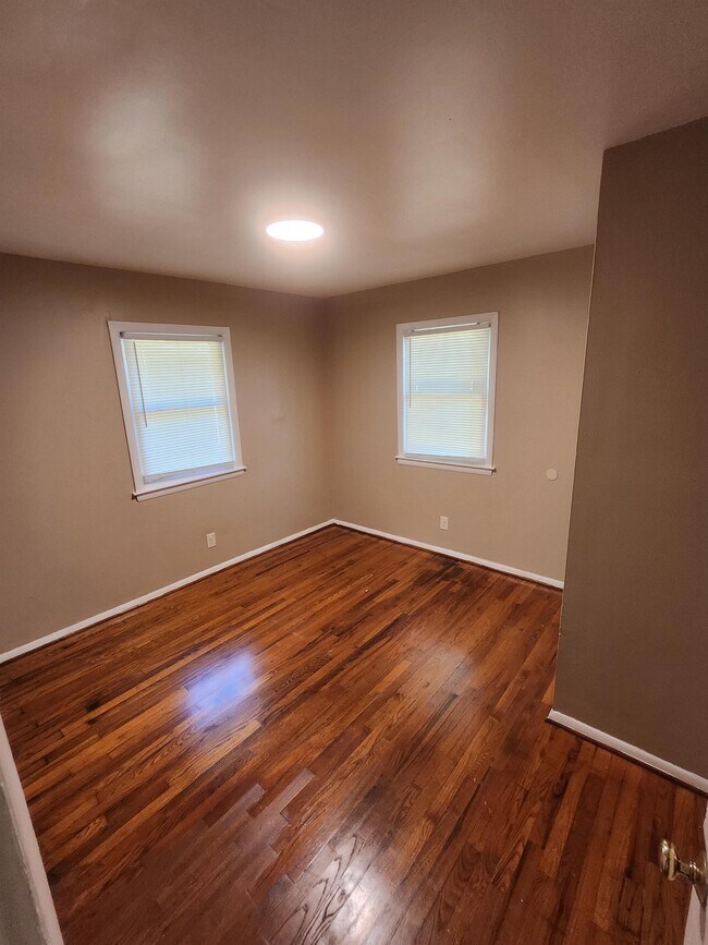 Foto del edificio - 2844 Club Plaza Rd