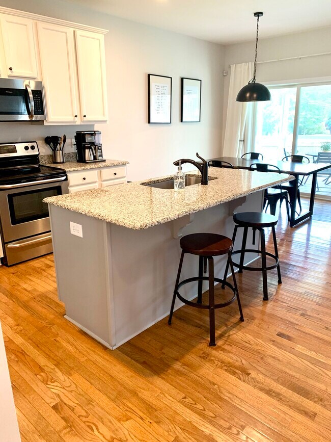 Updated kitchen and appliances - 2 Crystal Ct
