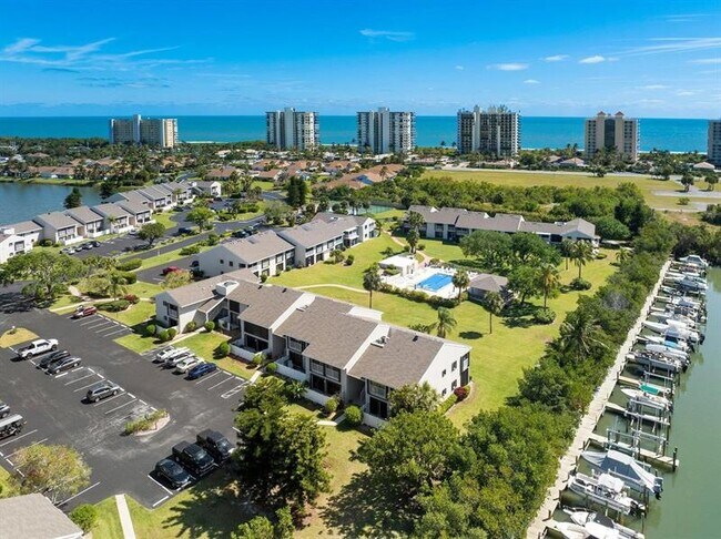 Foto del edificio - 3216 S Lakeview Cir