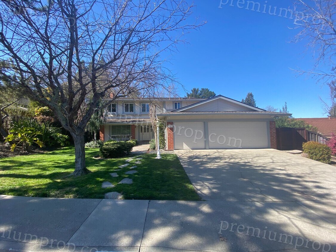 Primary Photo - Gorgeous Two-Story in the Desired Livorna ...