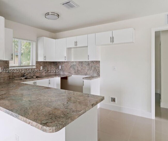 Foto del edificio - 2540 NW 51st St