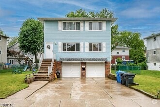 Building Photo - 18 Van Buren Ave