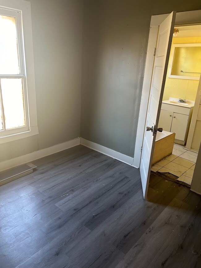 Photo - 2137 Kentucky St House